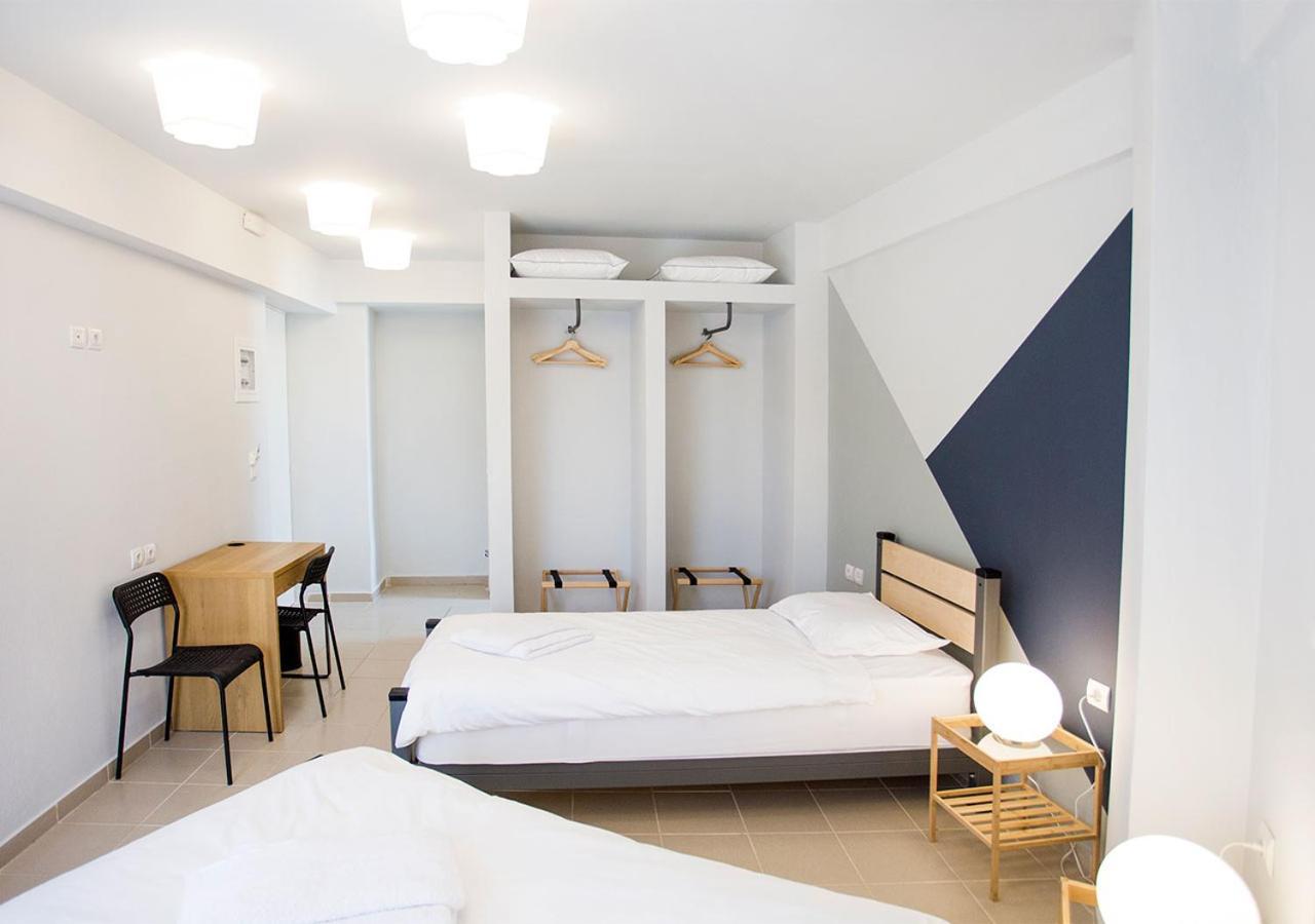 Snooze H Aparthotel Athena Bagian luar foto