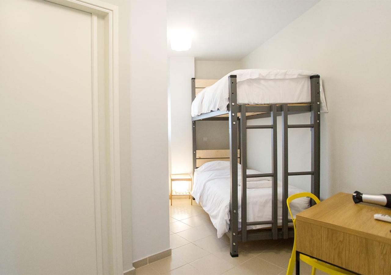 Snooze H Aparthotel Athena Bagian luar foto